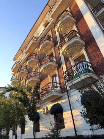 154 м², многокомнатная квартира, 1/5-2