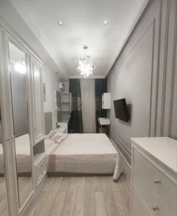 130 м², 4-комн. квартира, 4/8-0