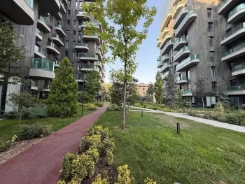 147 м², 5-комн. квартира, 2/12-0