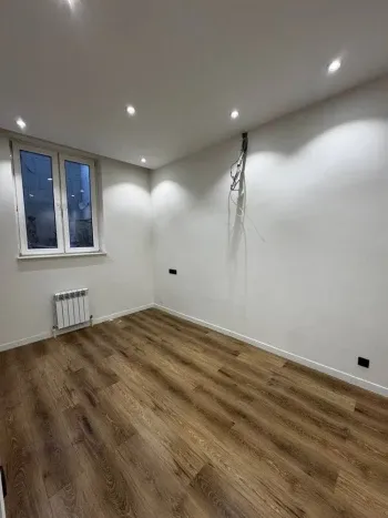 175 м², многокомнатная квартира, 1/8-3