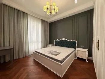 152 m², 4-xonali kvartira, 13/13-3