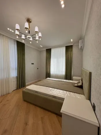 130 м², 4-комн. квартира, 6/10-3