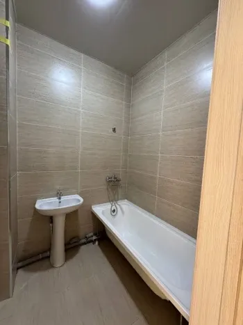 104 м², 5-комн. квартира, 1/9-2