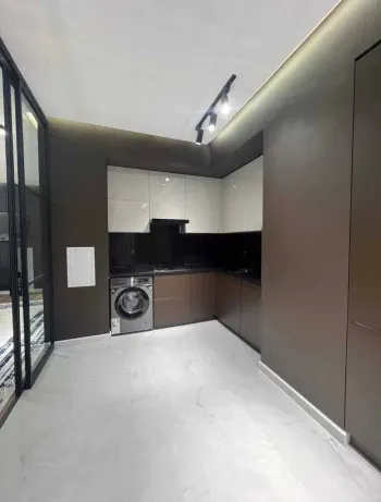 100 м², 3-комн. квартира, 15/25-3