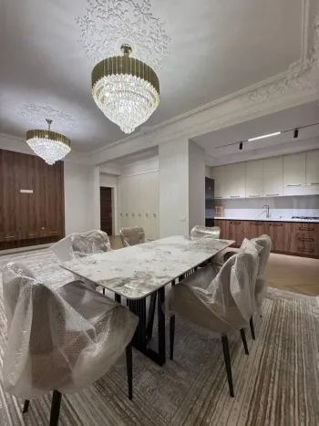 91 м², 3-комн. квартира, 2/8-0