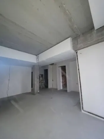 130 m², 4-xonali kvartira, 1/6-3