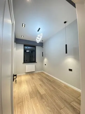 85 м², 3-комн. квартира, 2/9-1