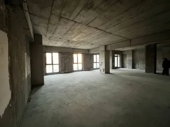 120 м², 3-комн. квартира, 3/25-1