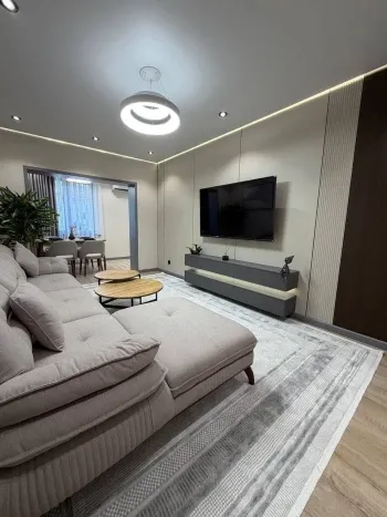 80 м², 3-комн. квартира, 2/5-1