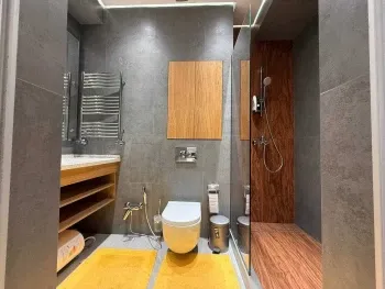 84 м², 3-комн. квартира, 2/10-2