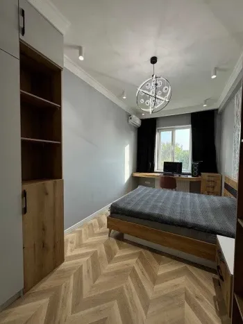 124 м², 3-комн. квартира, 4/10-1