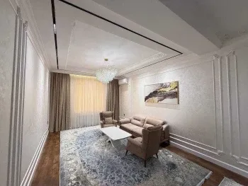 131 м², 5-комн. квартира, 4/12-1