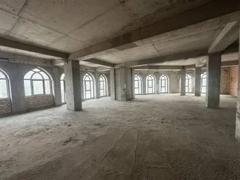 176 м², 5-комн. квартира, 2/12-1