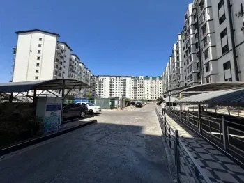 210 м², многокомнатная квартира, 9/10-2