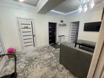 100 m², 4-xonali kvartira, 8/9-2