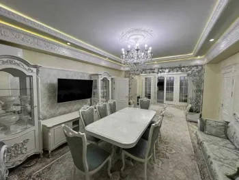 130 м², 4-комн. квартира, 3/8-1