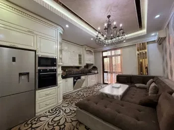 140 m², 4-xonali kvartira, 5/8-2