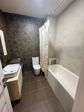 72 m², 3-xonali kvartira, 4/8-3