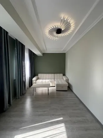 70 м², 3-комн. квартира, 8/9-0