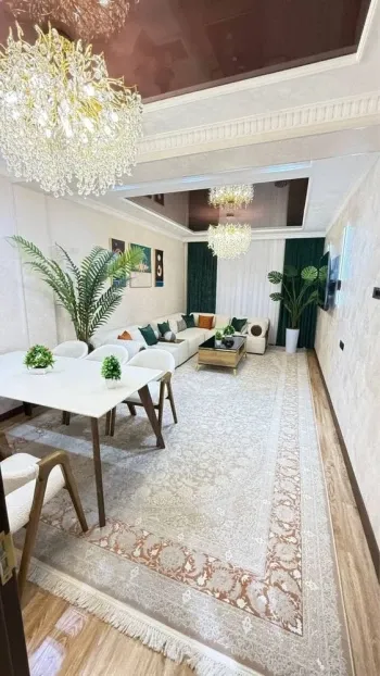100 м², 3-комн. квартира, 1/10-1
