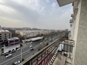 77 м², 2-комн. квартира, 7/9-1