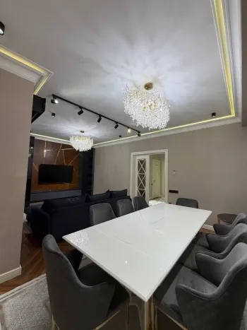195 м², многокомнатная квартира, 1/8-1