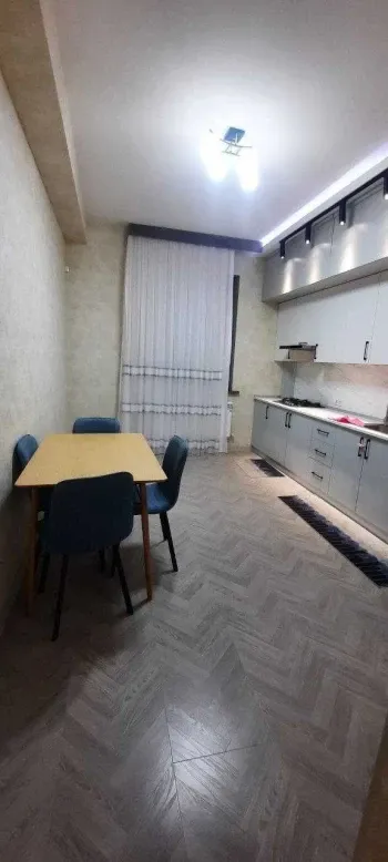 137 m², 3-xonali kvartira, 6/8-1