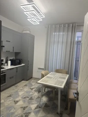 74 м², 3-комн. квартира, 7/9-2