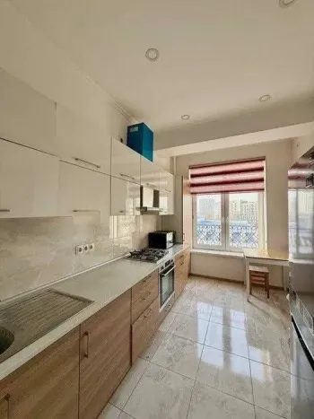 72 м², 3-комн. квартира, 6/9-0