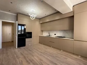 160 м², 4-комн. квартира, 3/12-2