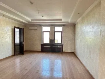 208 м², 4-комн. квартира, 7/7-3
