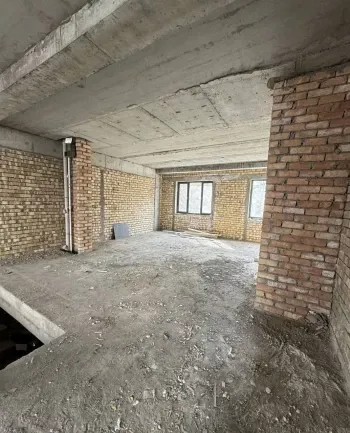 192 м², 4-комн. квартира, 1/5-2