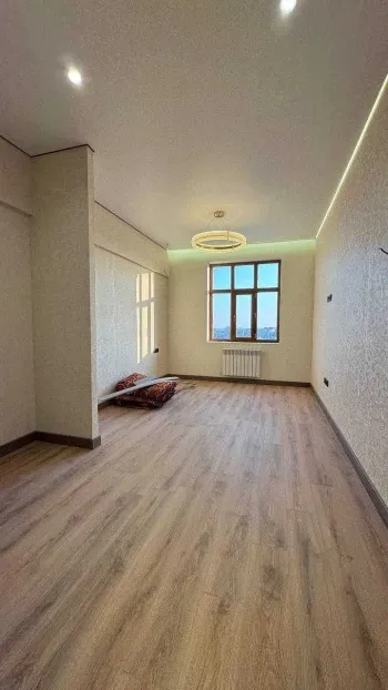 90 m², 4-xonali kvartira, 10/10-1