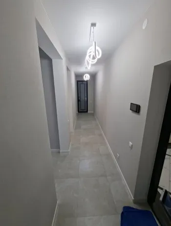 64 м², 3-комн. квартира, 2/9-3