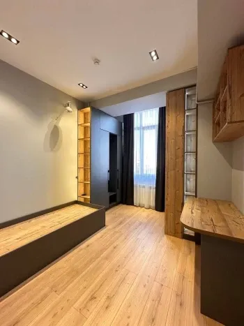 87 м², 4-комн. квартира, 4/10-0