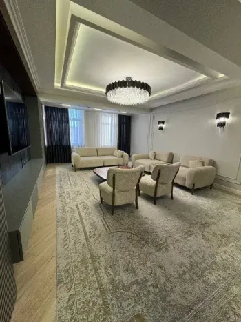 150 м², 3-комн. квартира, 8/8-1