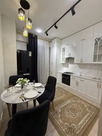 80 м², 3-комн. квартира, 3/10-1