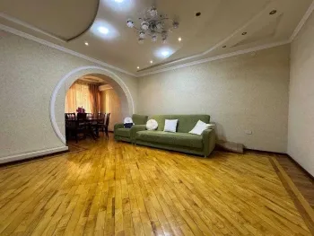 143 м², 5-комн. квартира, 5/5-1