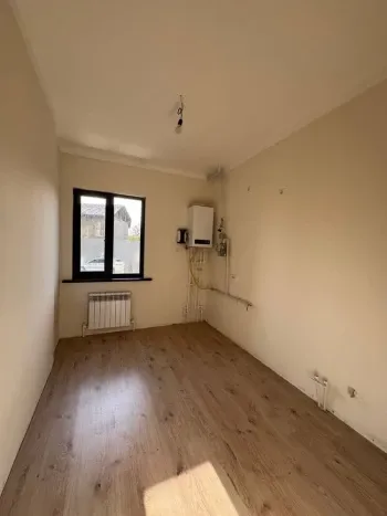 104 м², 5-комн. квартира, 1/8-2