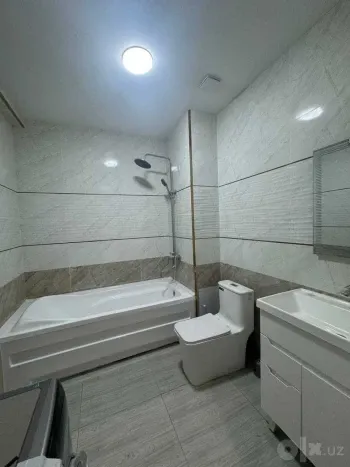 160 м², 4-комн. квартира, 3/12-1