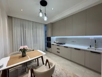 100 м², 3-комн. квартира, 6/12-2