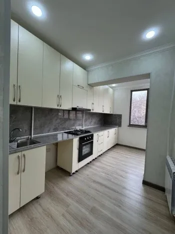 70 м², 3-комн. квартира, 3/5-3