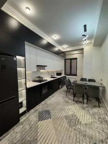 80 м², 3-комн. квартира, 3/10-3