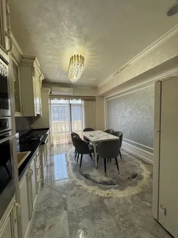 135 м², 4-комн. квартира, 6/8-2