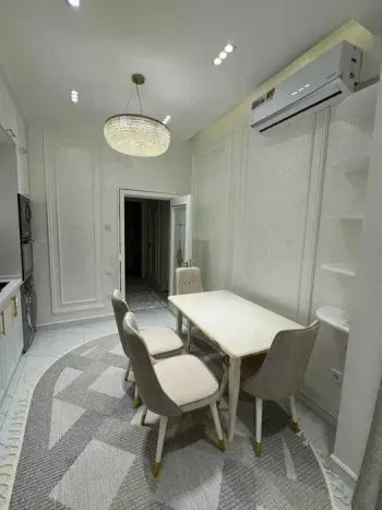 70 м², 3-комн. квартира, 4/8-3