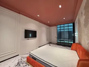 131 м², 4-комн. квартира, 2/12-3