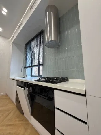 61 м², 3-комн. квартира, 2/7-1