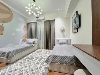 100 м², 4-комн. квартира, 3/9-2