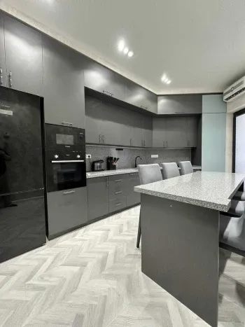 106 м², 4-комн. квартира, 7/10-1