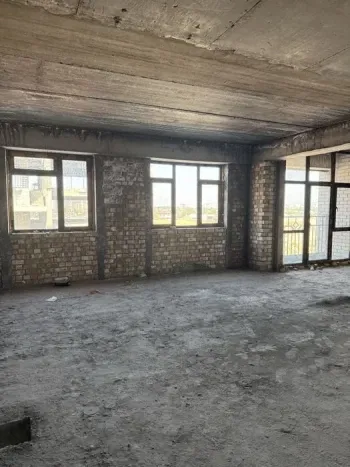 70 м², 3-комн. квартира, 4/6-3